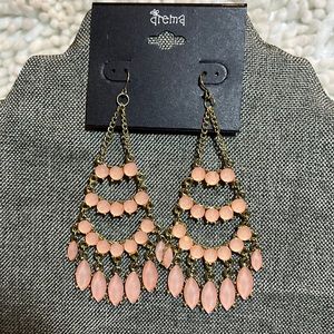 drema Fashion Chandelier Earrings - NEW